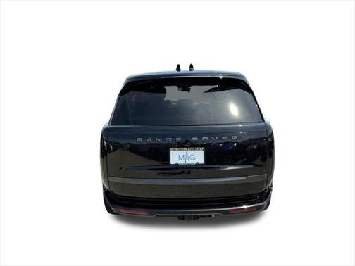 2025 Land Rover Range Rover P530 SE