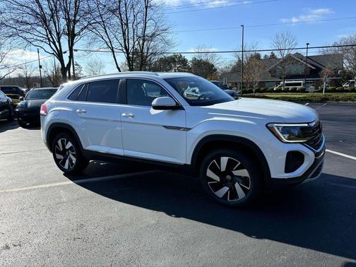 2024 Volkswagen Atlas Cross Sport 2.0T SEL