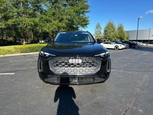 2025 Audi Q5 Premium