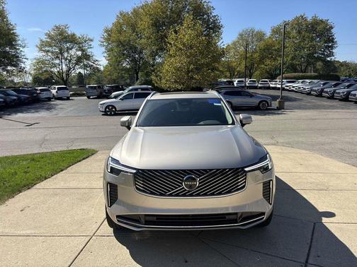 2026 Volvo XC90 B6 Plus 7-Seater