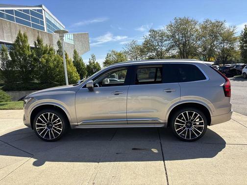 2026 Volvo XC90 B6 Plus 7-Seater