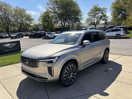 2026 Volvo XC90 B6 Plus 7-Seater