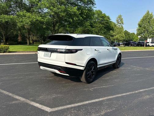 2026 Land Rover Range Rover Velar P250 SE R-Dynamic