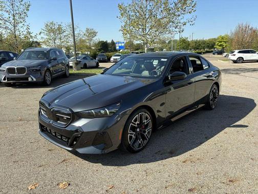 2025 BMW i5 M60