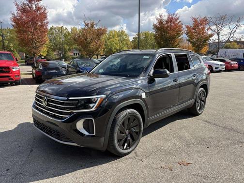 2026 Volkswagen Atlas 2.0T SE w/Technology 4MOTION