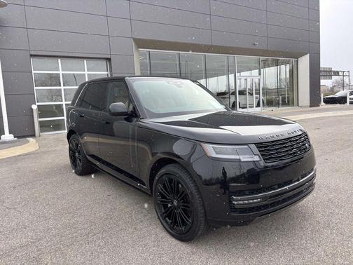 2025 Land Rover Range Rover P400 SE