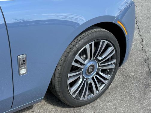 2025 Rolls-Royce Ghost 