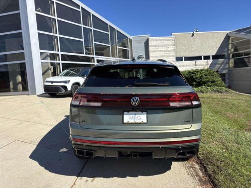 2026 Volkswagen Atlas Cross Sport 2.0T SEL