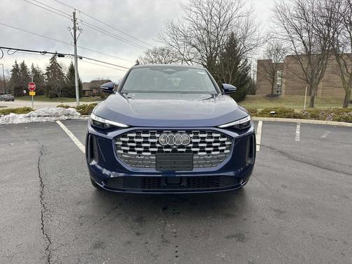 2025 Audi Q5 Premium Plus TFSI quattro S tronic