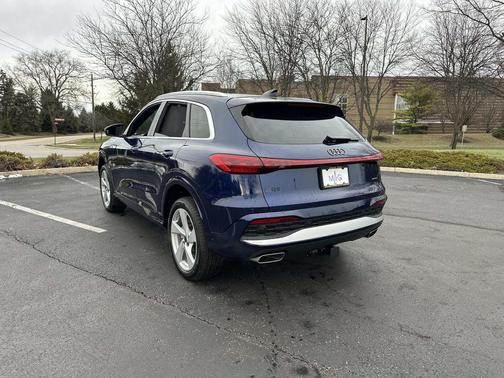 2025 Audi Q5 Premium Plus TFSI quattro S tronic