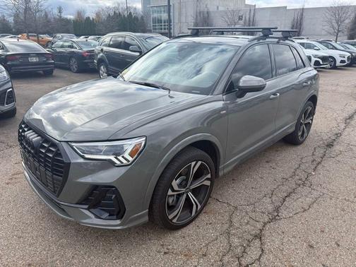2024 Audi Q3 45 S line Premium Plus