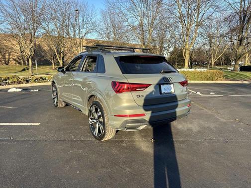 2024 Audi Q3 45 S line Premium Plus