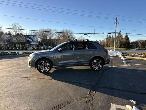 2024 Audi Q3 45 S line Premium Plus