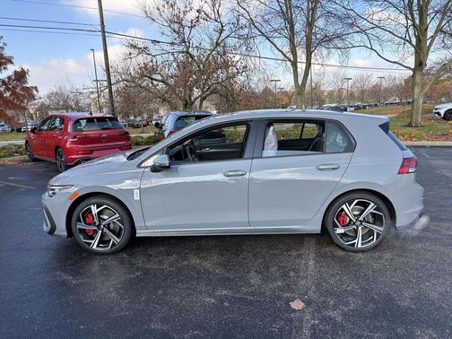 2026 Volkswagen Golf GTI 2.0T SE DSG