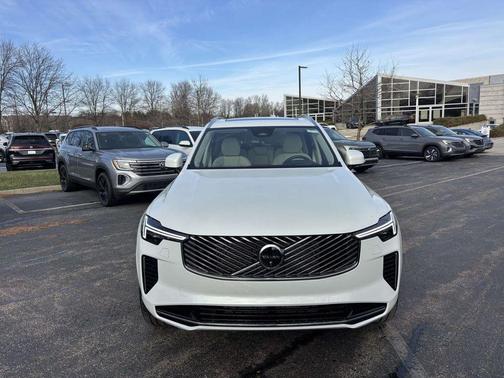 2026 Volvo XC90 Ultra, B6 AWD Gas (mild hybrid), Gasoline, Bright, 7 Seats