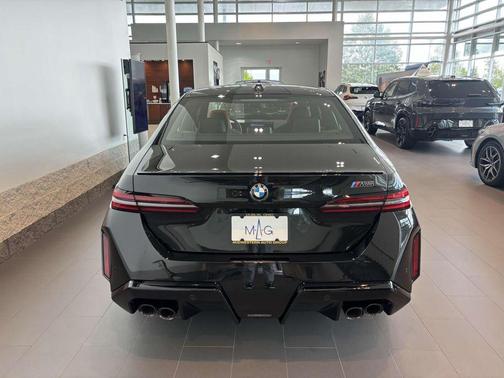2026 BMW M5 Base