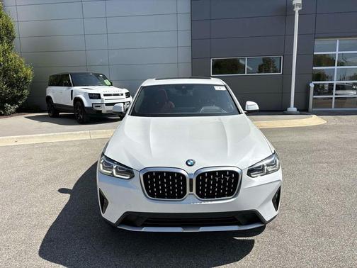 2025 BMW X4 xDrive30i