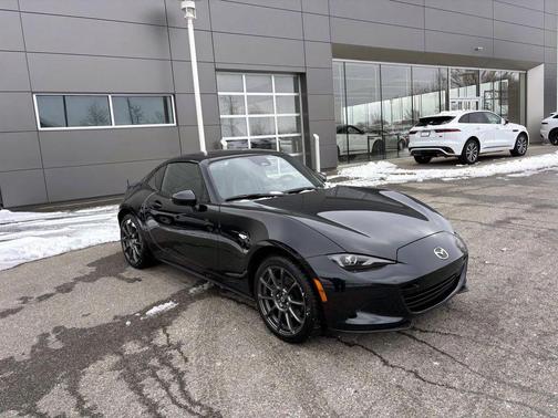2025 Mazda MX-5 Miata RF Grand Touring