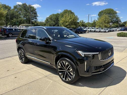 2026 Volvo XC90 B6 Plus 6-Seater