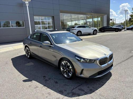 2025 BMW 540 i xDrive