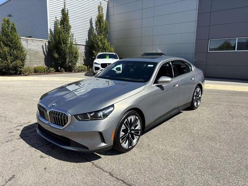 2025 BMW 540 i xDrive