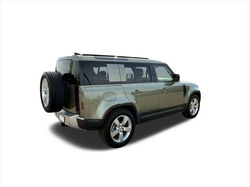 2025 Land Rover Defender 110 P300