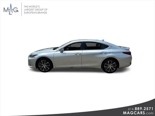 2023 Lexus ES 250 Base