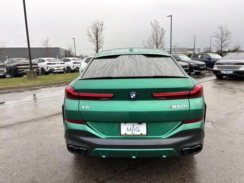 2025 BMW X6 M60i