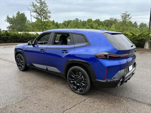 2025 BMW XM Base