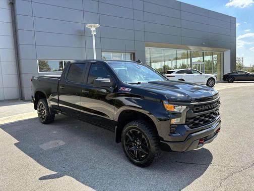 2023 Chevrolet Silverado 1500 Custom Trail Boss