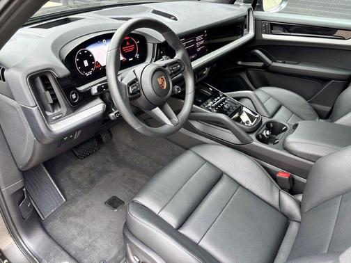 2025 Porsche Cayenne Cayenne
