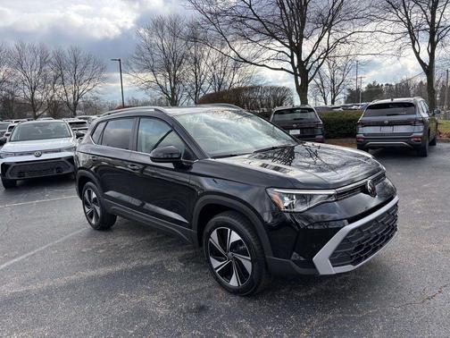 2026 Volkswagen Taos SE