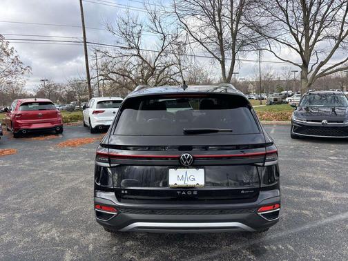 2026 Volkswagen Taos SE