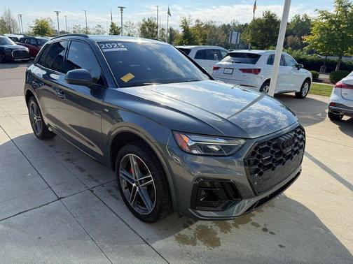 2025 Audi Q5 55 S line Premium Plus