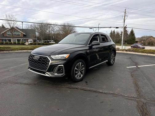 2024 Audi Q5 45 S line Premium Plus