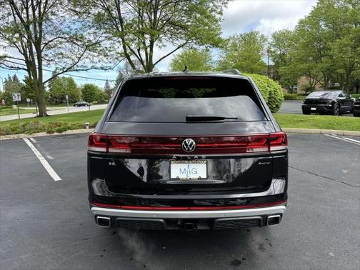 2025 Volkswagen Atlas 2.0T Peak Edition
