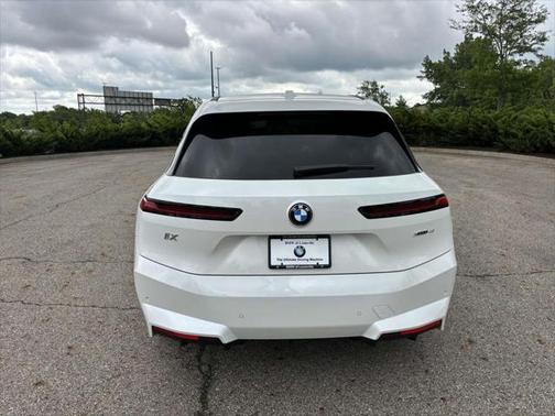 2026 BMW iX xDrive45
