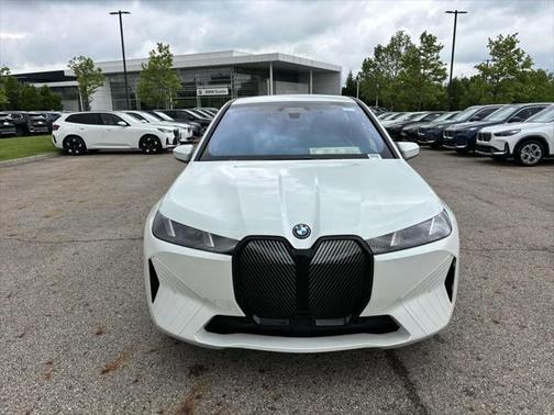 2026 BMW iX xDrive45