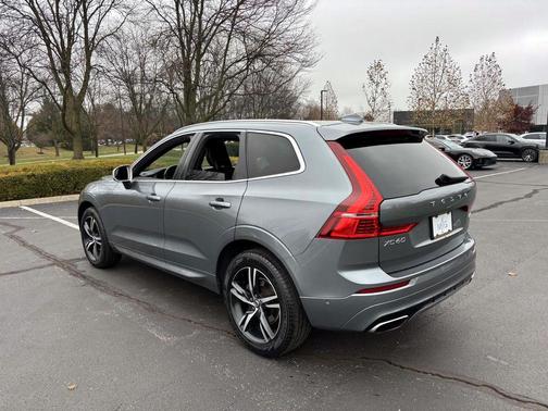 2019 Volvo XC60 T5 R-Design