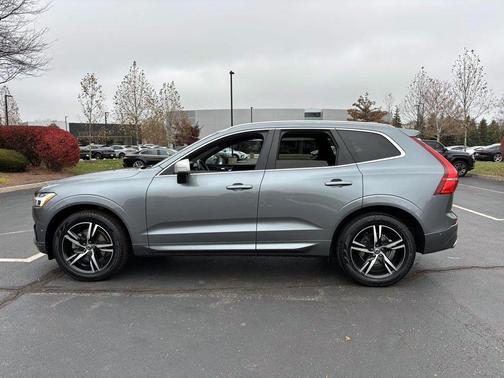 2019 Volvo XC60 T5 R-Design