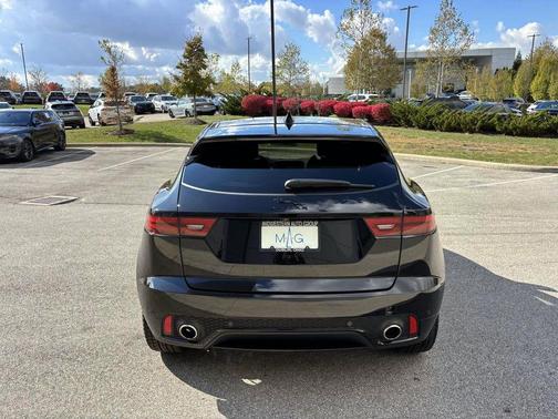 2024 Jaguar E-PACE R-Dynamic SE P250 AWD Automatic