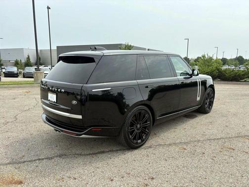 2023 Land Rover Range Rover Autobiography