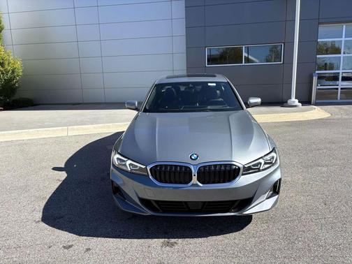 2025 BMW 330 i xDrive
