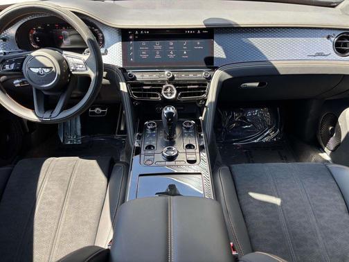 2025 Bentley Flying Spur Speed