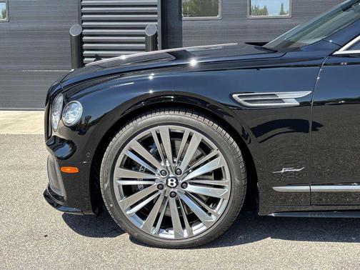 2025 Bentley Flying Spur Speed