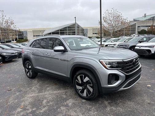 2026 Volkswagen Atlas Cross Sport 2.0T SE w/Technology 4MOTION