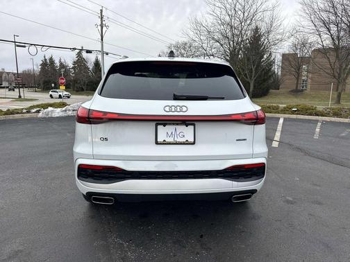 2025 Audi Q5 Prestige TFSI quattro S tronic