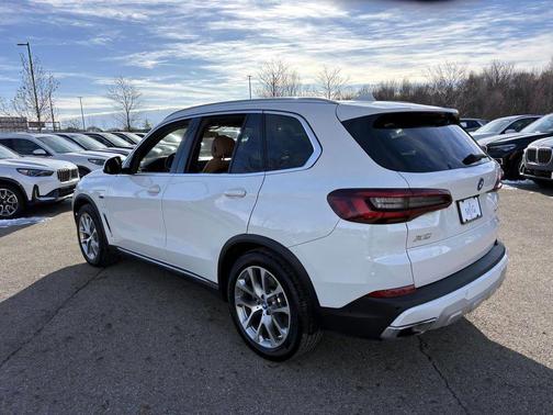 2023 BMW X5 PHEV xDrive45e