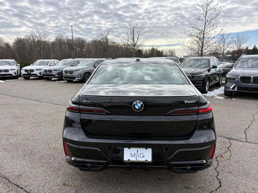 2024 BMW 760 xDrive