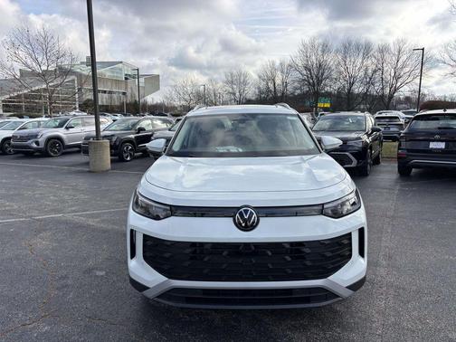 2026 Volkswagen Tiguan 2.0T SE 4MOTION